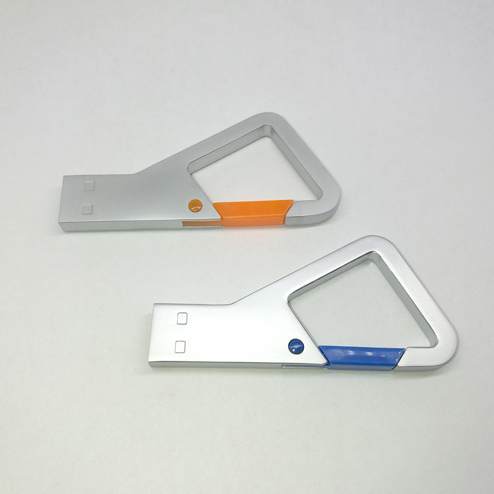 Triangle Carabiner USB Stick